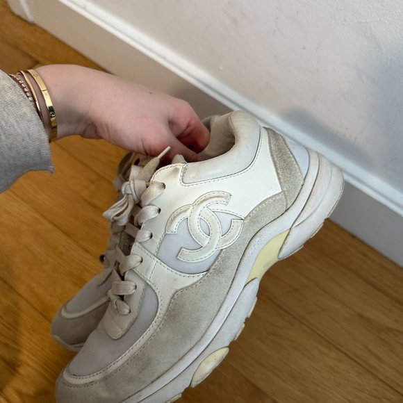 Chanel CC Logo Suede Trainers Low Top Lace Up Sneakers Gray Women's Sz 37 - Picture 10 of 14